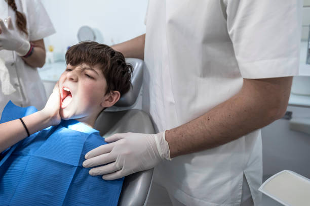 Best Emergency Dental Care for Broken or Chipped Teeth in Long Beach, MS